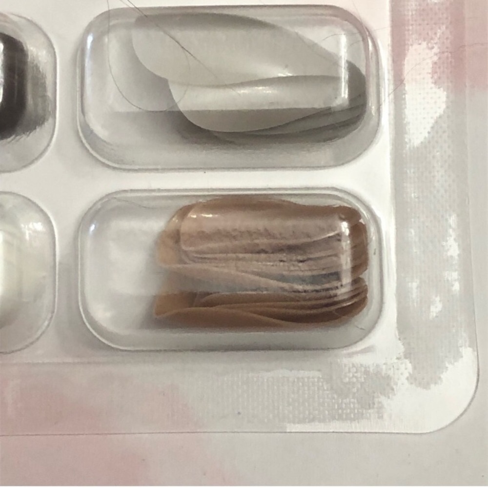 NWT (2) 60pc Artificial Stiletto Nails- pink, nude, brown, white, grey - Picture 2 of 8